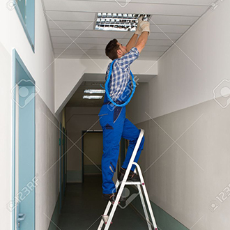 Műszaki karbantartás és hibaelhárítás